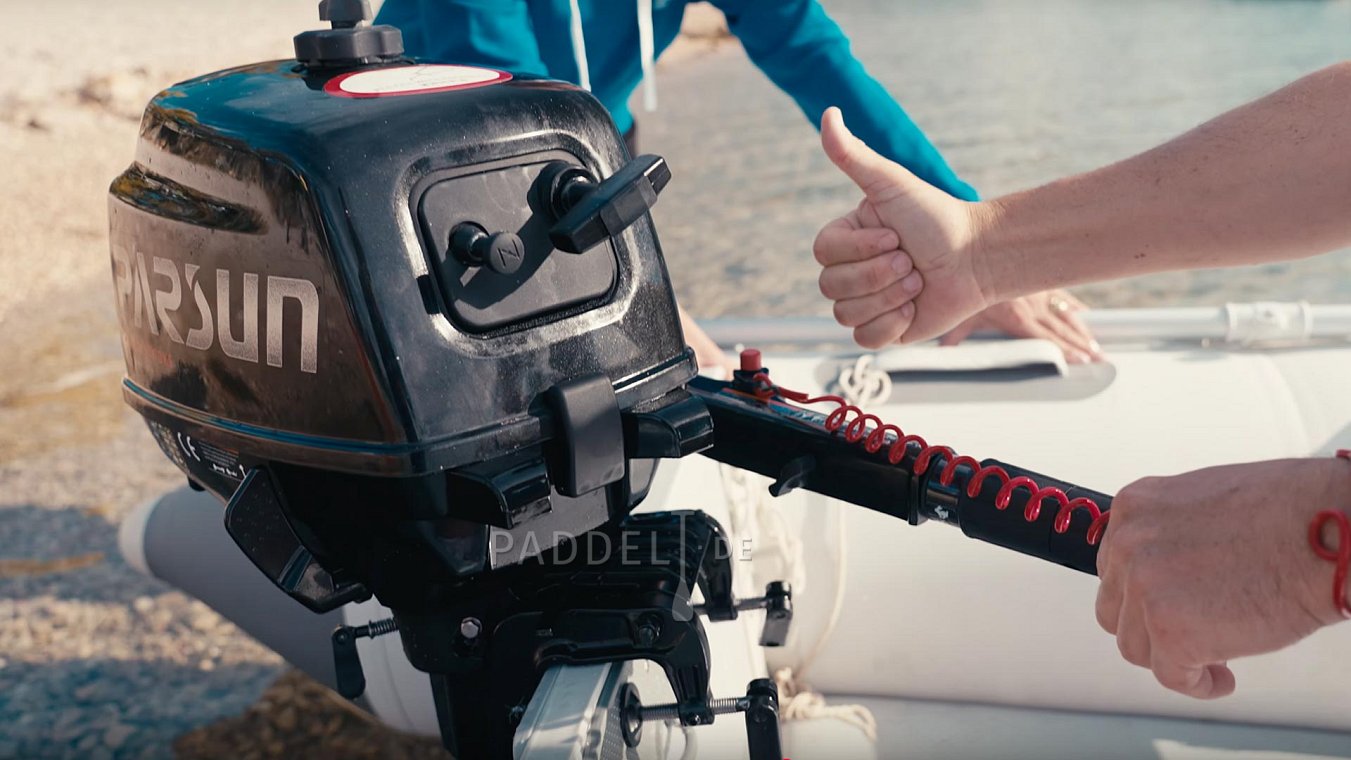Wie wählt man ein Schlauchboot und einen Motor