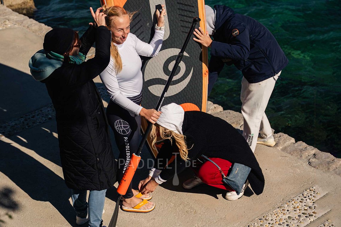 Damen outfit 4 - Orange - SUP board GLADIATOR PRO, lycra, COOL Flip-Flops