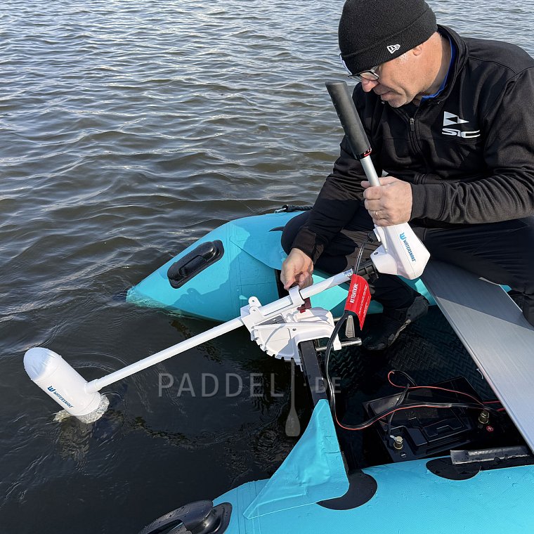 Test motoru WATERSNAKE VENOM 44 na člunu GLADIATOR B330AD