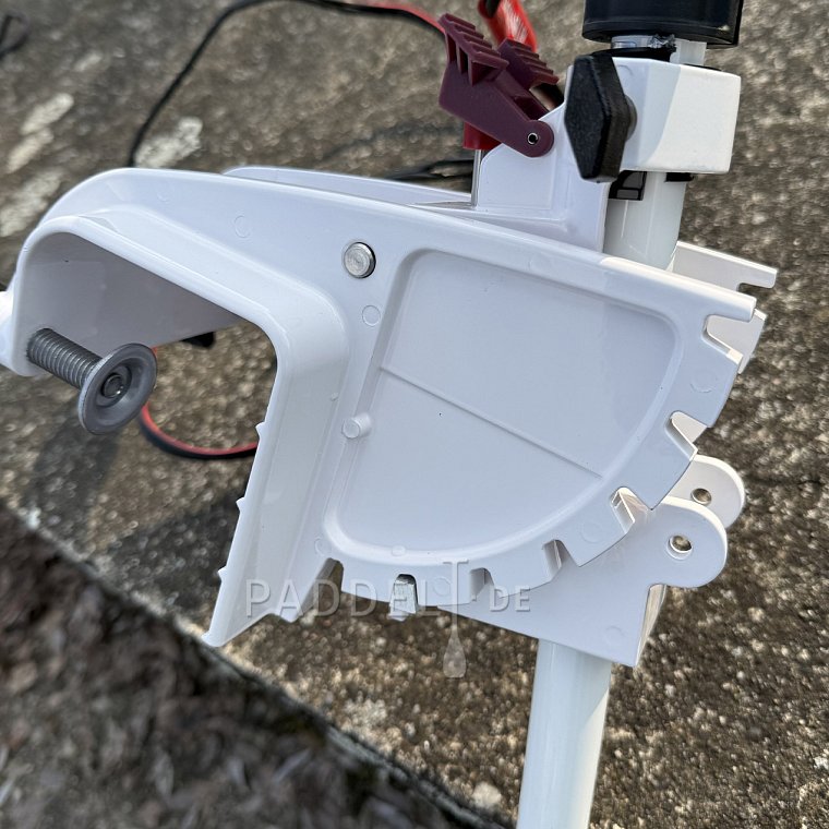 Test motoru WATERSNAKE VENOM 44 na člunu GLADIATOR B330AD