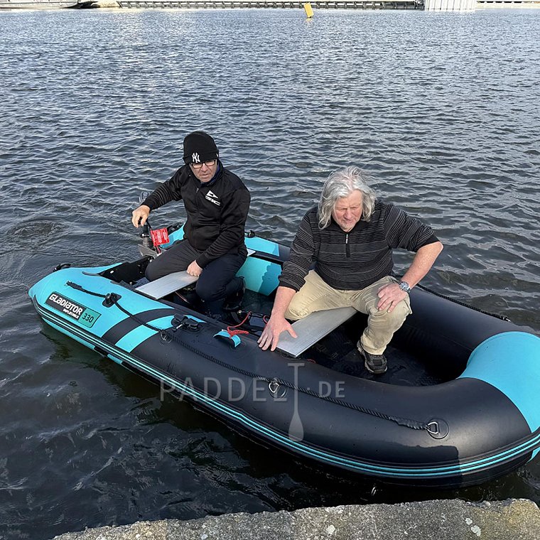 Test motoru WATERSNAKE PRIME 70 na člunu GLADIATOR B330AD