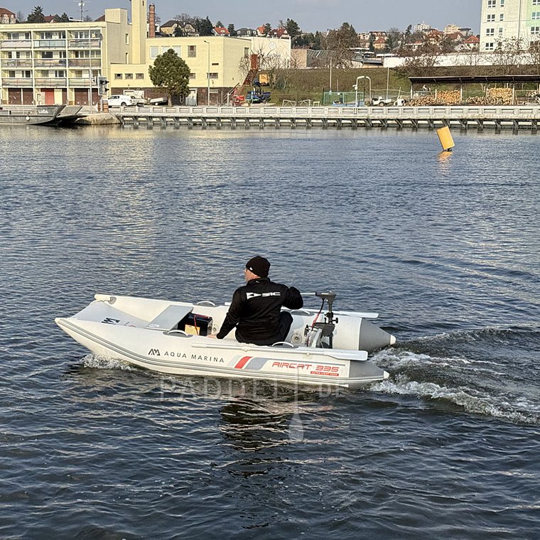 Test motoru WATERSNAKE PRIME 70 na člunu AIRCAT 330