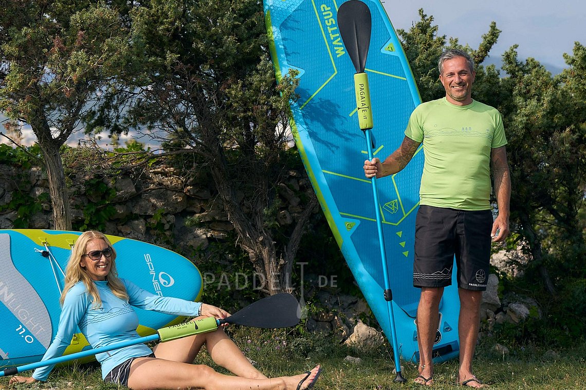 Herren Outfit 1 - Neon Grün - lycra kurzarm, MMA-Shorts černé