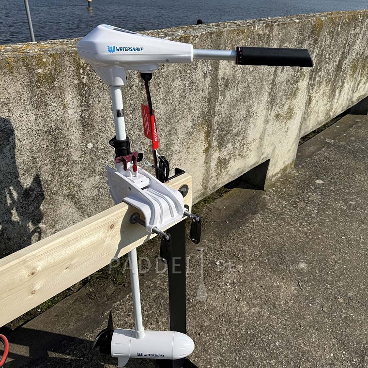 Elektro-Außenborder WATERSNAKE VENOM SXW 44/36'', 12V