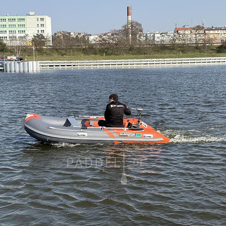 Elektro-Außenborder WATERSNAKE PRIME 70/36'', 12V